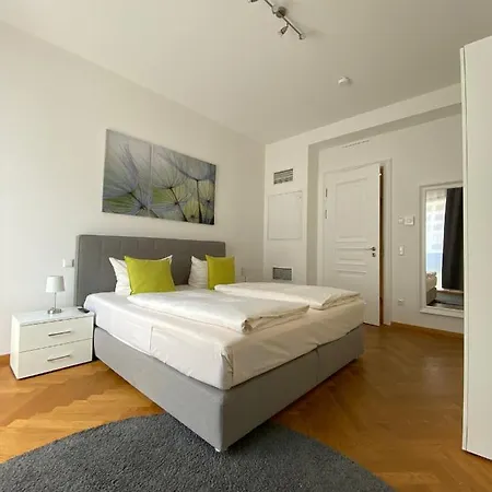 Grosszuegiges Apartment Mit Blick Zur Frauenkirche Dresden Buitenkant foto
