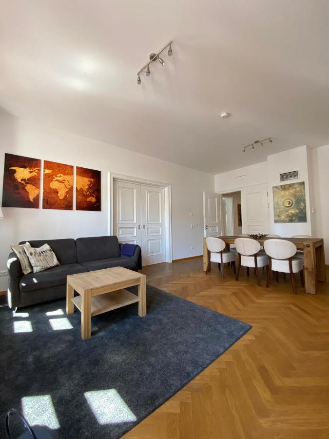 Appartement Grosszuegiges Mit Blick Zur Frauenkirche *